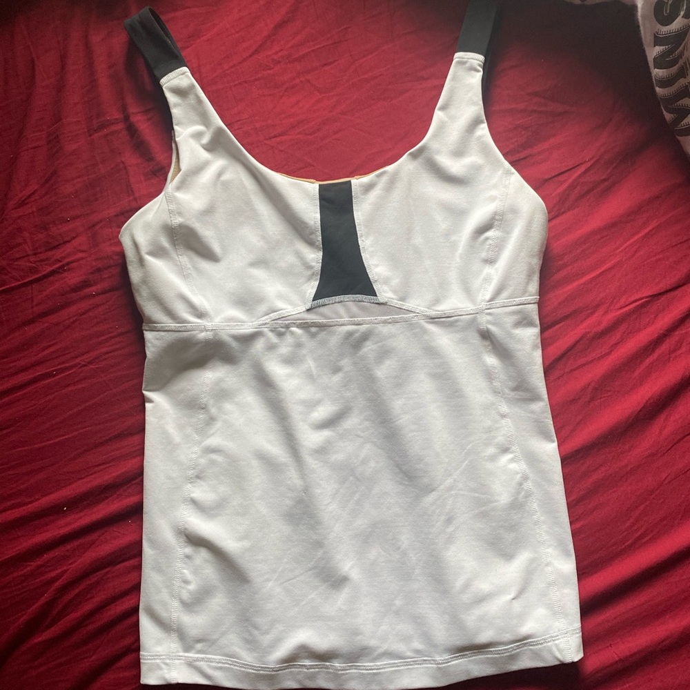 🚨SOLD🚨Lululemon Running Scoop Neck Tank